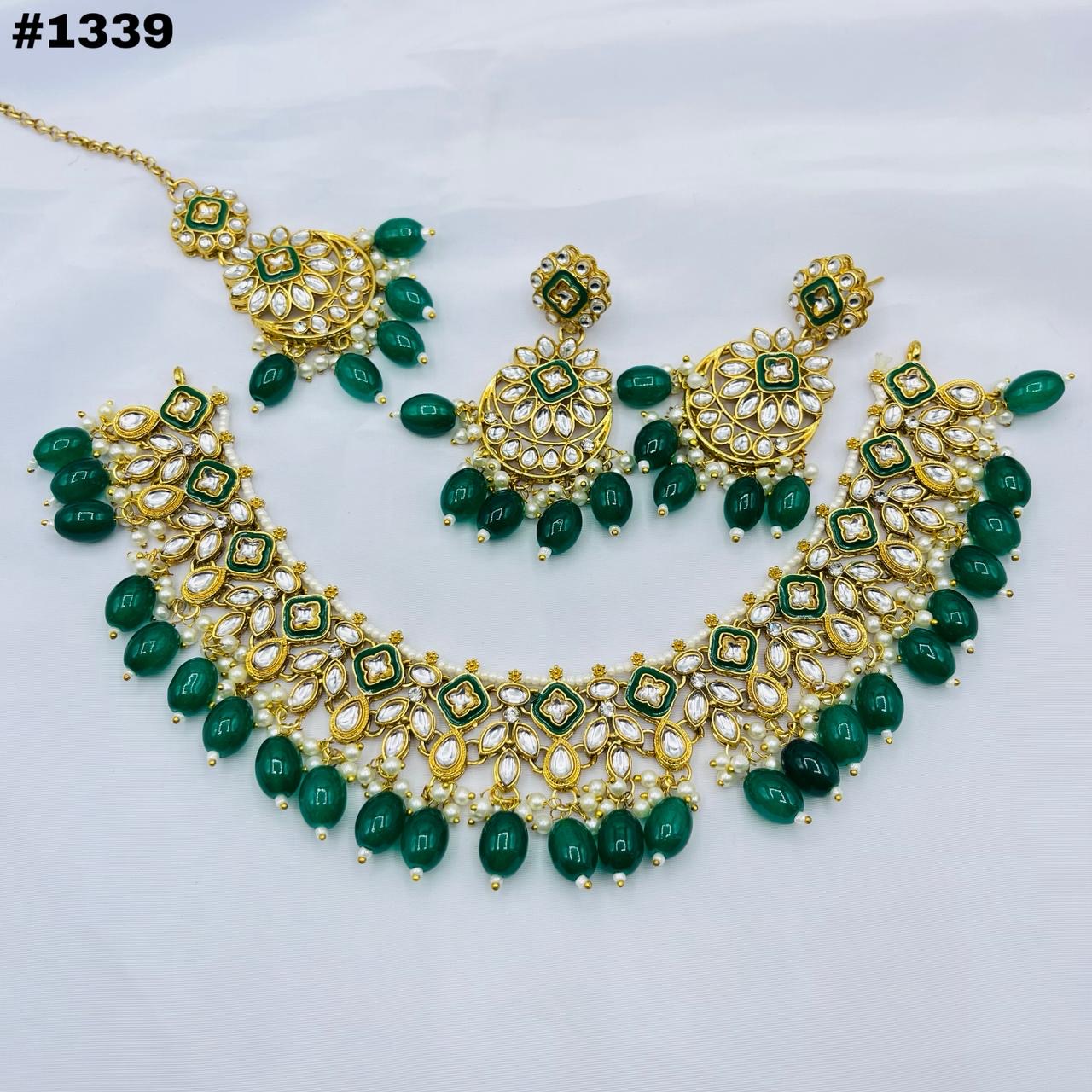 Gold finish kundan set 