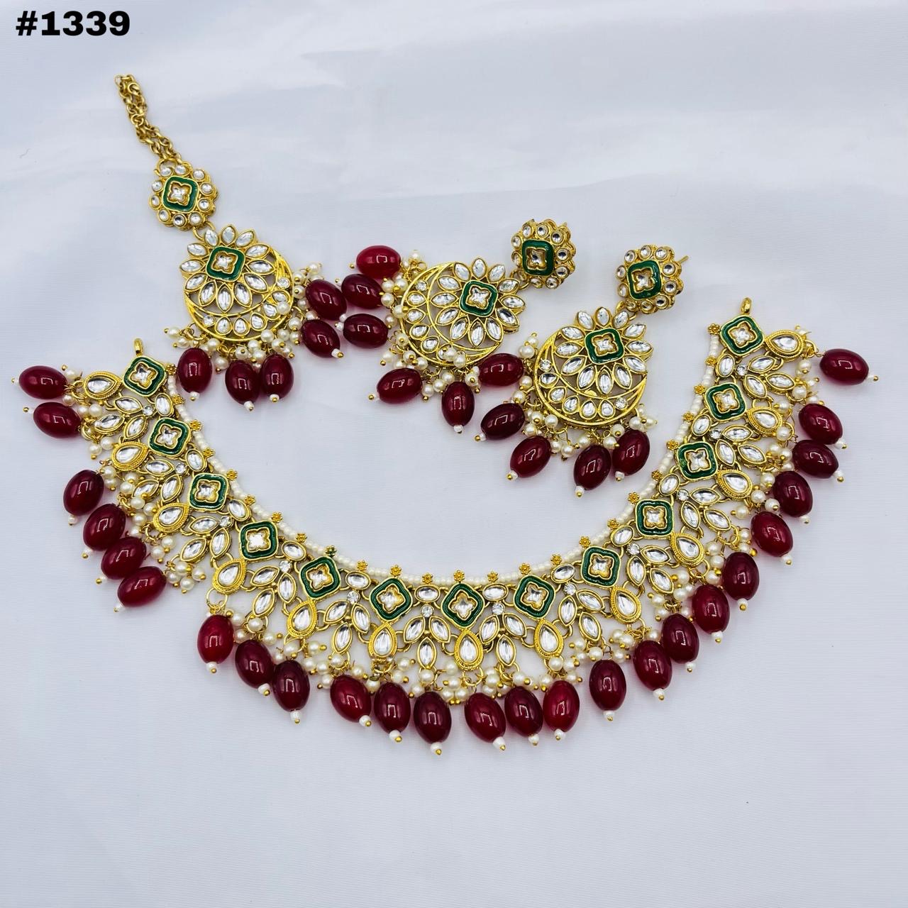 Gold Finish Kundan Set