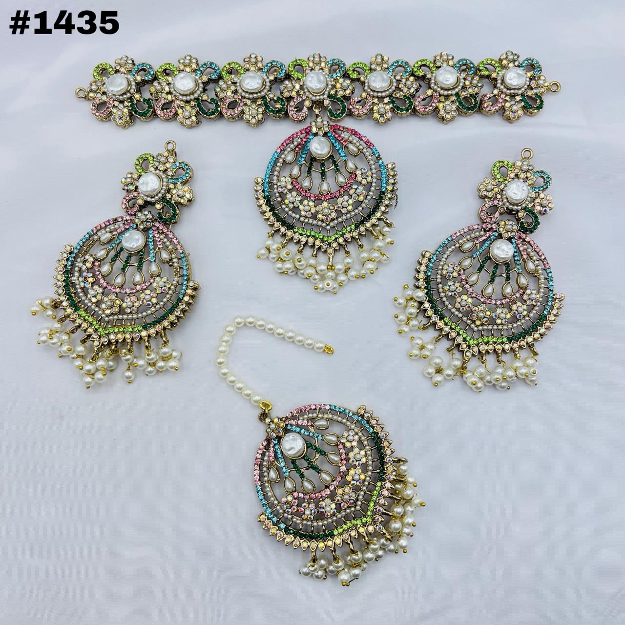 Antique gold finish choker set 